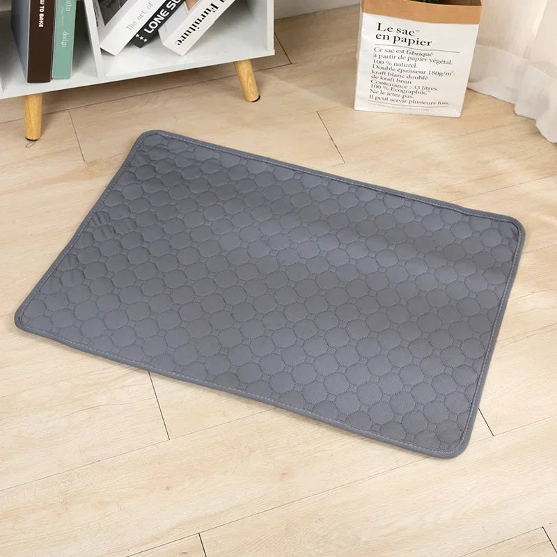 18-Washable Absorbent Mat for Dogs – Comfort and Protection
