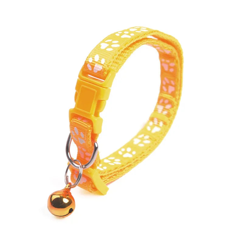 05-Collar with bell for cats and dogs.