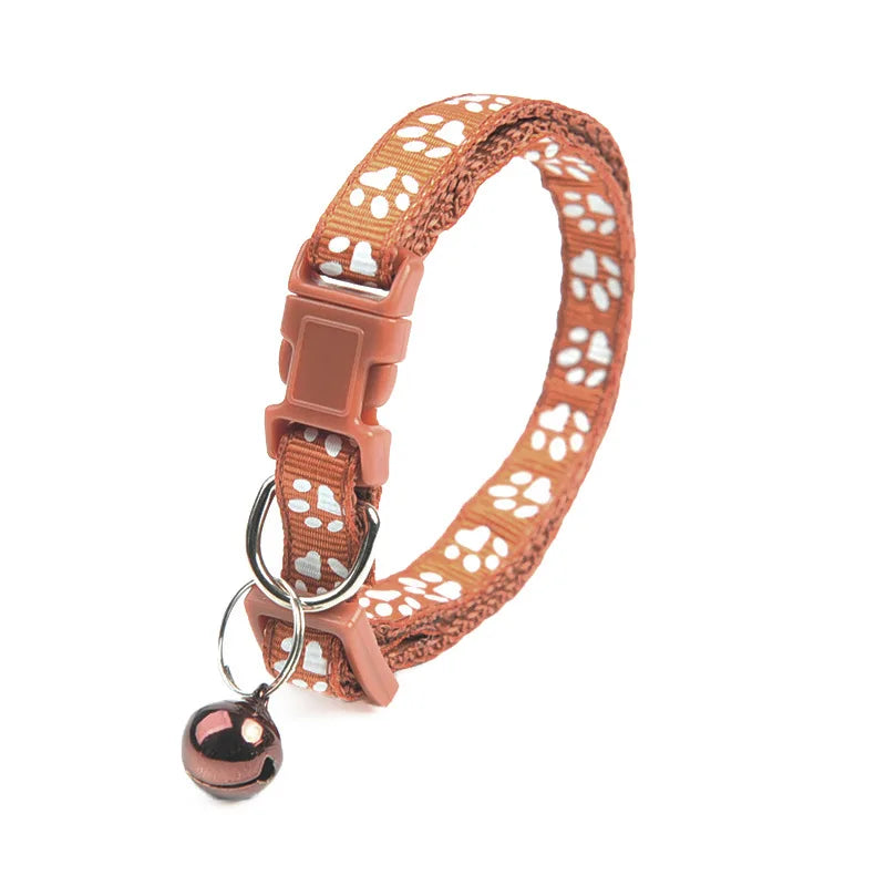 05-Collar with bell for cats and dogs.