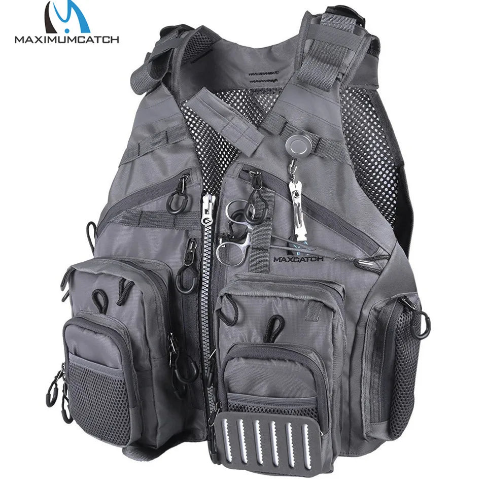 24-Multi-pocket vest backpack suitable for hunting fishing.
