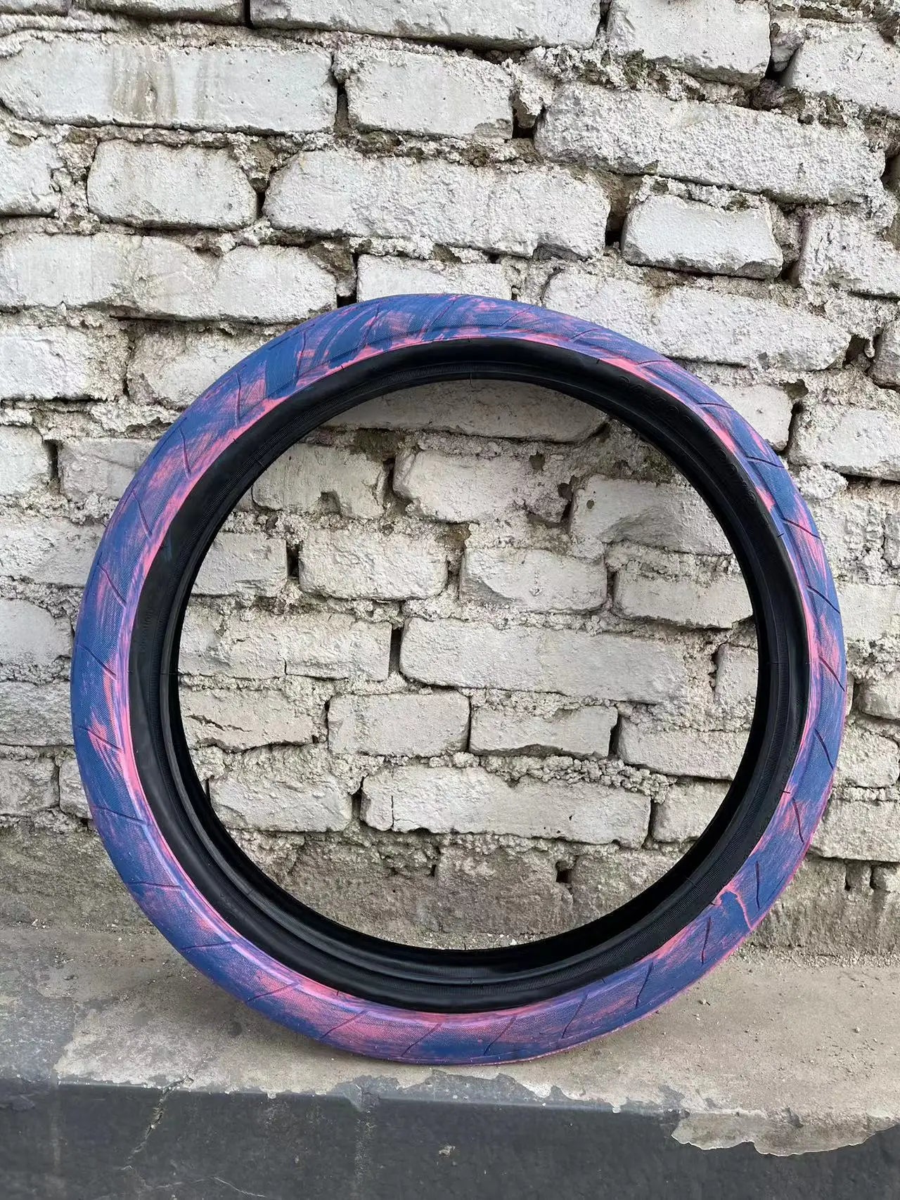 00-aPneumatici BMX Freestyle 20x2.5 – Grip Estremo e Colori Glitch