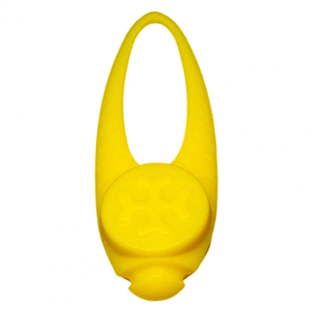 05-LED safety pendant with 3 lighting modes for dog visibility at night.