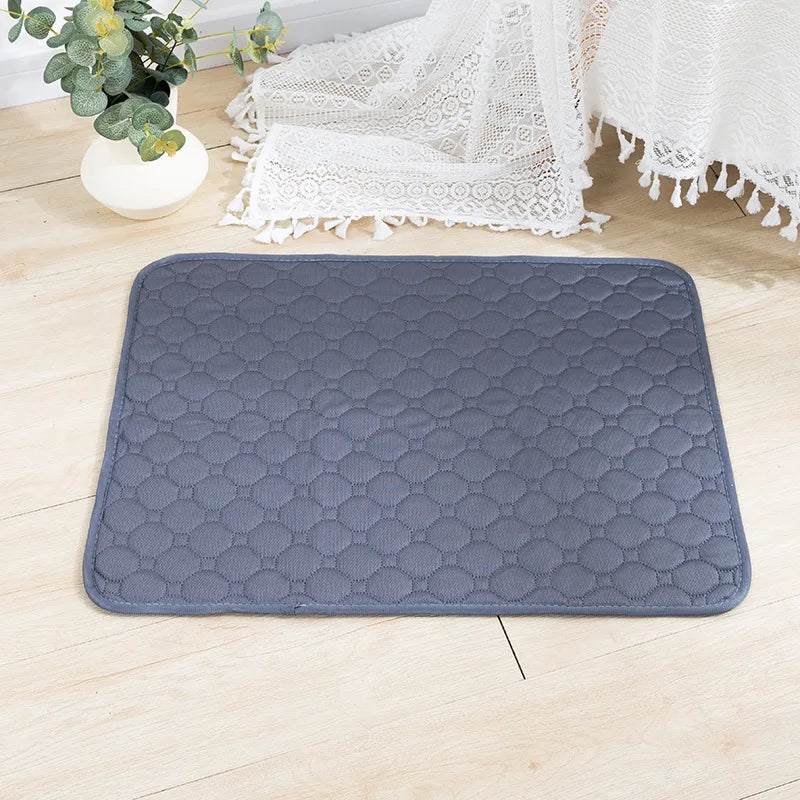 18-Washable Absorbent Mat for Dogs.