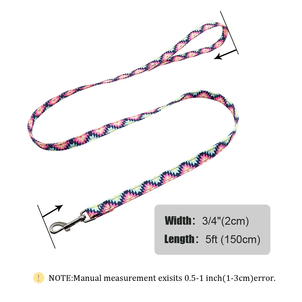 06-Leash suitable for dogs of all sizes.