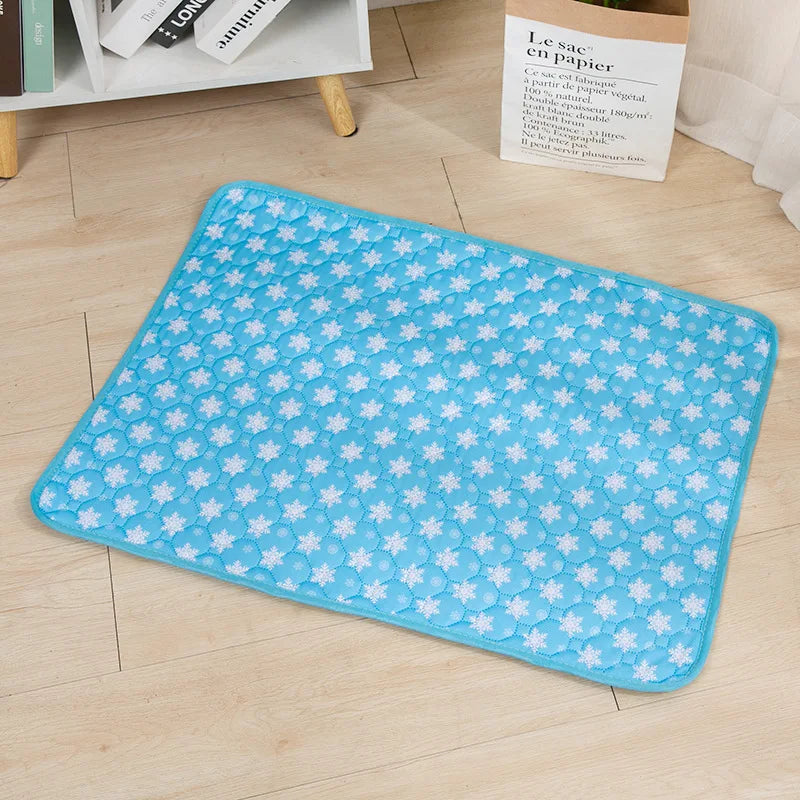 18-Washable Absorbent Mat for Dogs.