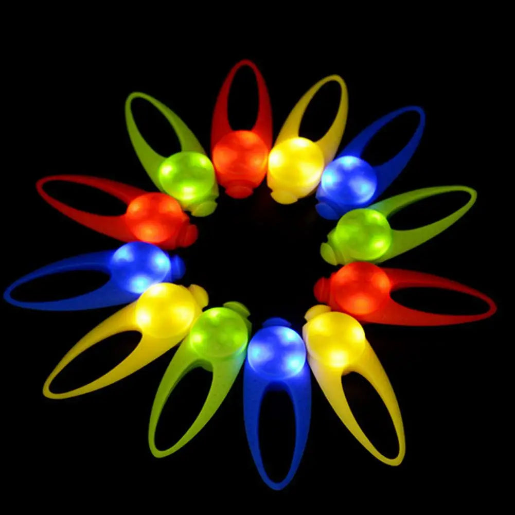 05-LED safety pendant with 3 lighting modes for dog visibility at night.